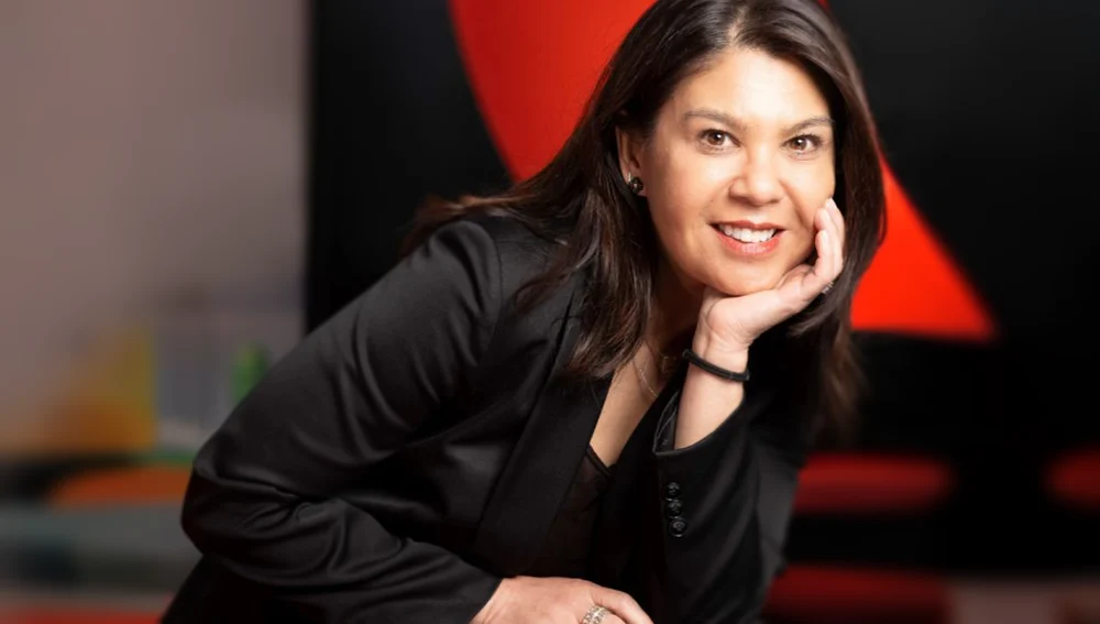 Helen Medina headshot